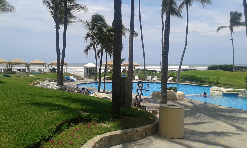 Mayan Vidanta Playa acceso a otras albercas Acapulco Habitación foto