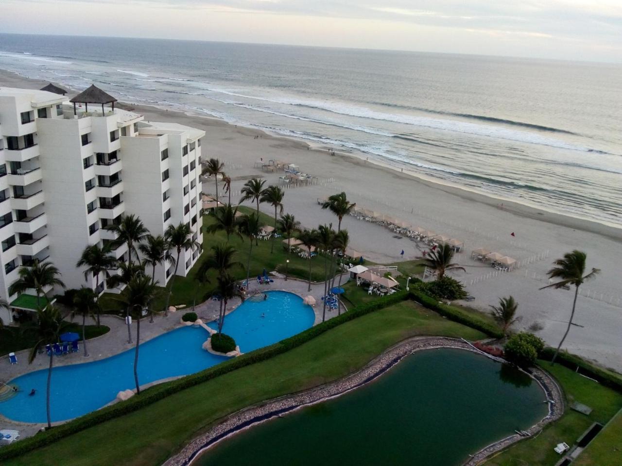 Mayan Vidanta Playa acceso a otras albercas Acapulco Exterior foto